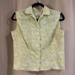 TownCraft Vintage Floral Sleeveless Button-Up Blouse